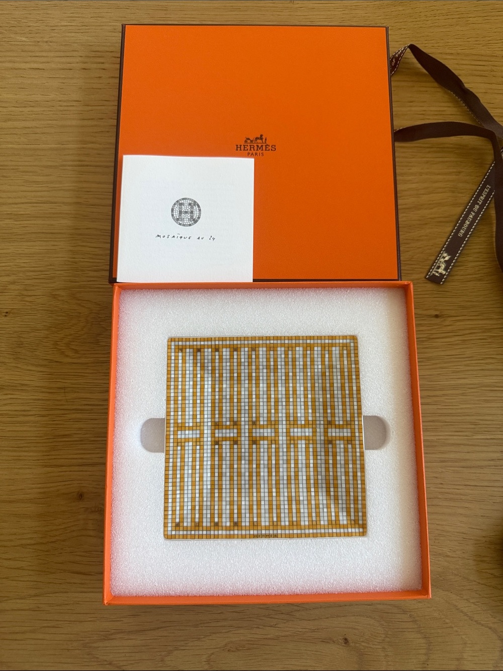 100% AUTHENTIC HERMES MOSAIQUE AU 24 GOLD SQUARE PLATE N2